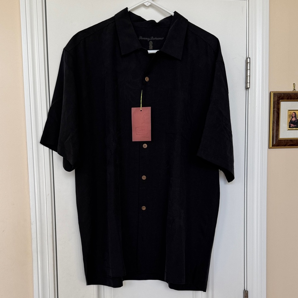 Tommy Bahama Black Short Sleeve Lucky Shore Embroidered Silk Hawaiian Camp Shirt